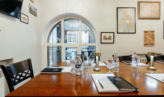 Фото №5 зала Зал "VIP-переговорная"