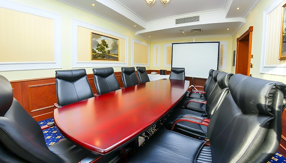 Фото №1 зала Переговорная