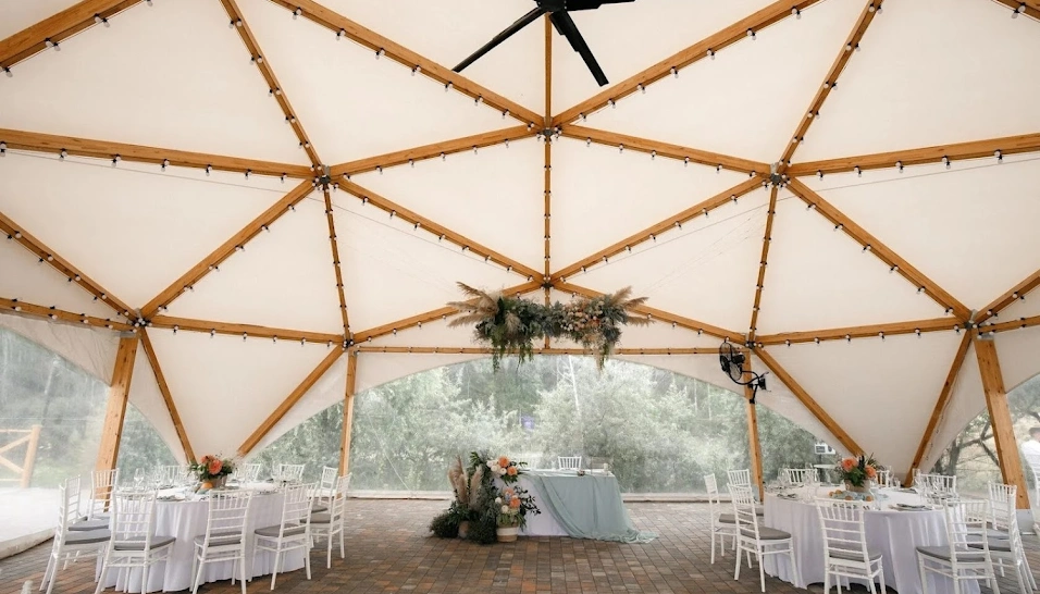 Фото №1 зала Большой шатер 