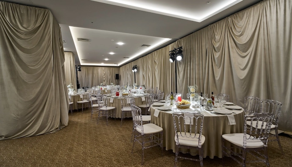 Фото №16 зала Зал «Губернаторский»