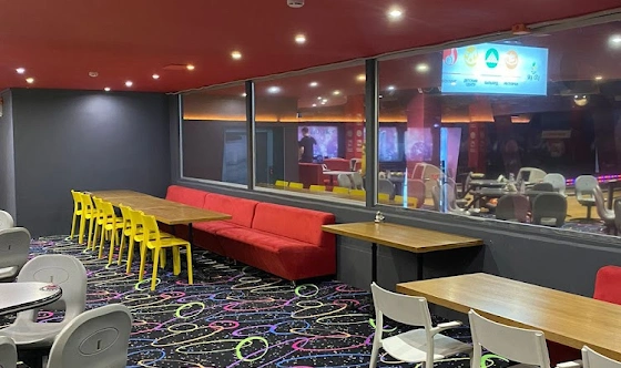 Фото №2 зала Боулинг