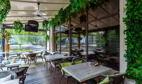 Фото №2 зала Летняя веранда