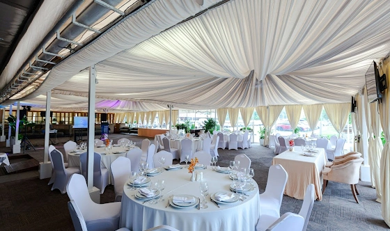 Фото №1 зала Веранда «Гуси-Лебеди»