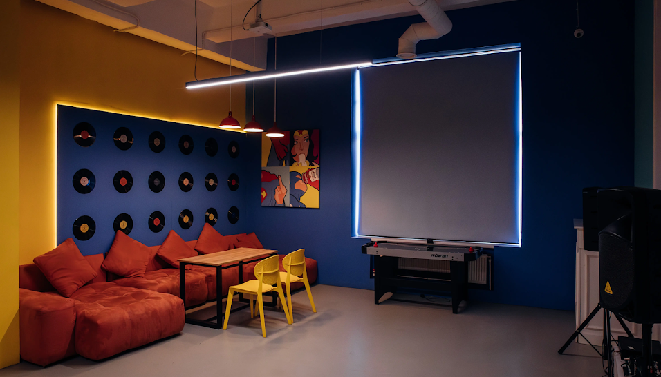 Фото №1 зала Зал "Караоке"