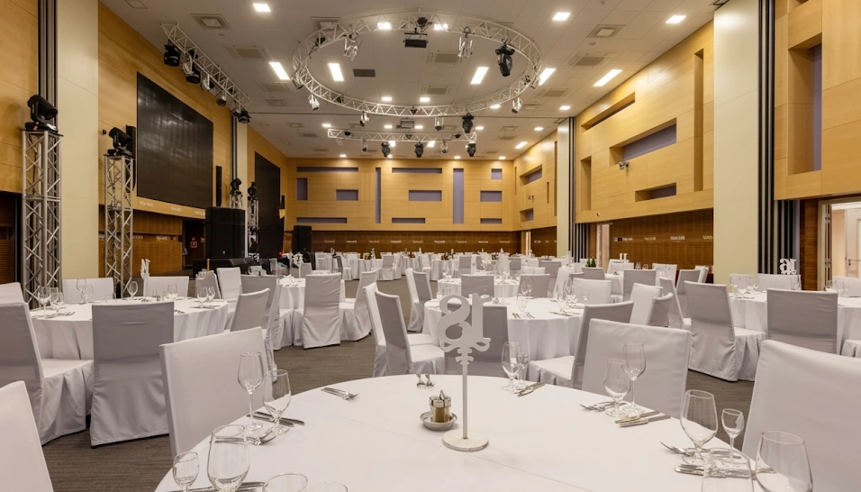 Фото №18 зала Основной зал 