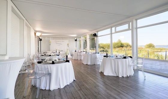 Фото №3 зала Зал «У озера»