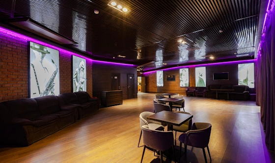 Фото №9 зала Караоке-клуб