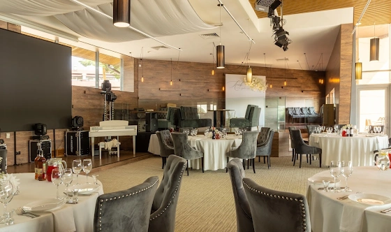 Фото №1 зала Зал «Кают компания»