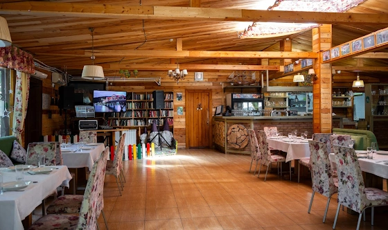 Фото №5 зала Зал "Дубрава"