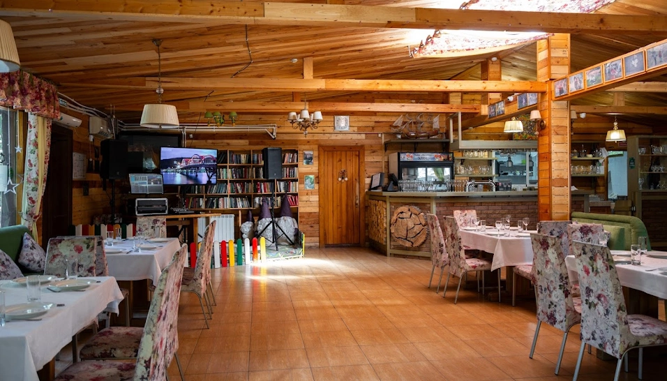 Фото №5 зала Зал "Дубрава"