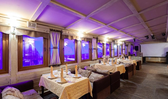 Фото №4 зала Зимняя веранда