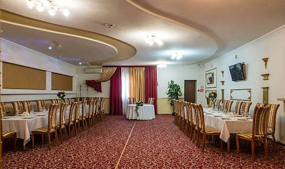 Фото №1 зала Красный зал