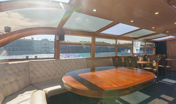 Фото №8 зала Палуба