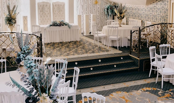 Фото №3 зала Зал «Помпадур»