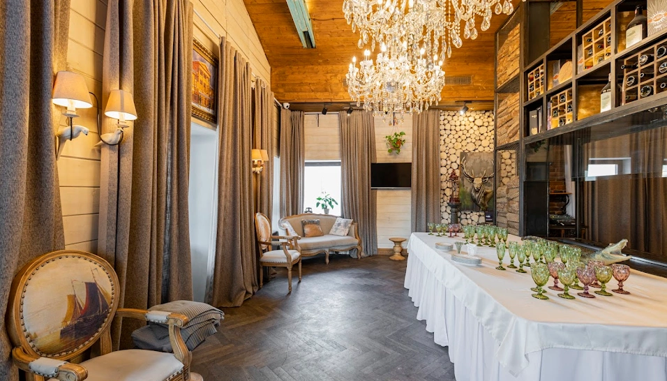 Фото №11 зала Зал «Альпийская дача»