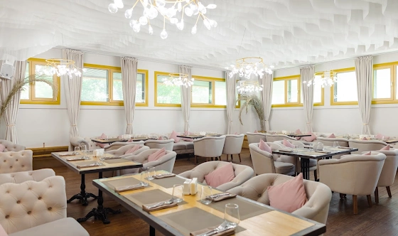 Фото №1 зала Большой зал караоке 