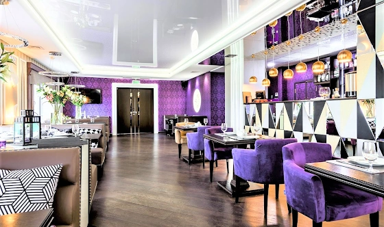 Фото №17 зала Зал ресторана Rossvik