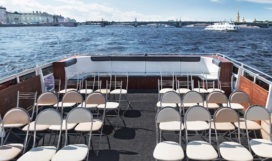 Фото №5 зала Палуба