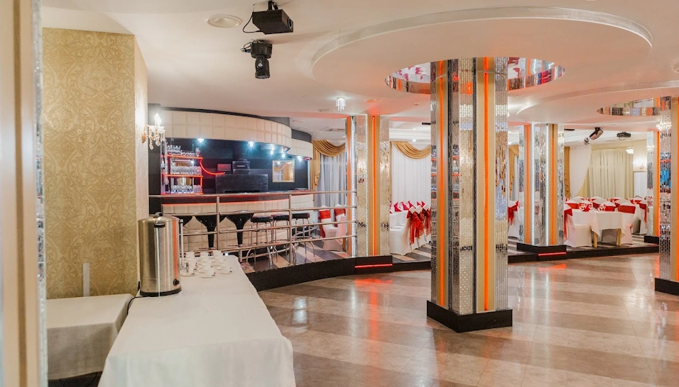 Фото №8 зала Зал "Рубиновый"