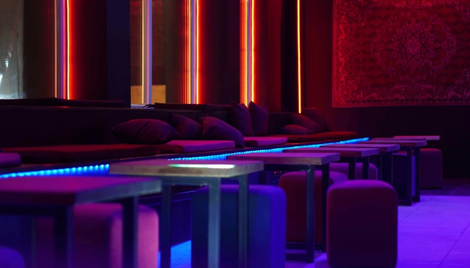 Фото №2 зала Бар "Люди"