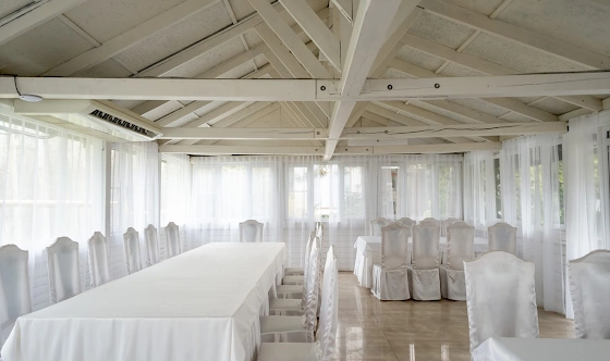 Фото №4 зала Закрытая беседка