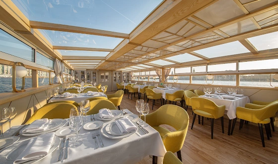 Фото №8 зала Палуба 