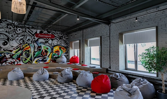 Фото №1 зала Зона Лектория