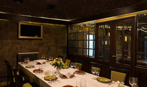 Фото №3 зала VIP-комната караоке 2 