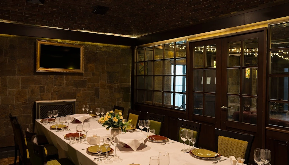 Фото №3 зала VIP-комната караоке 2 