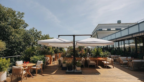 Фото №2 зала Летняя веранда