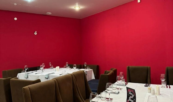 Фото №1 зала Зал "Красный"