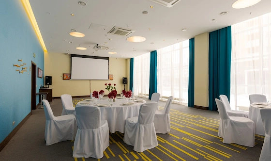 Фото №12 зала Зал "Волгоград 1+2"