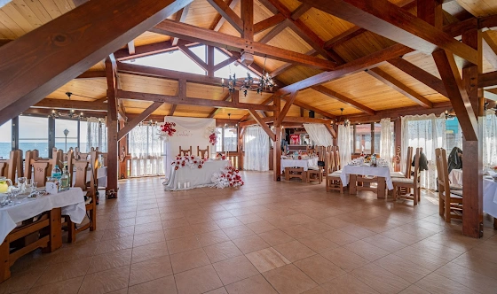 Фото №2 зала Летняя веранда