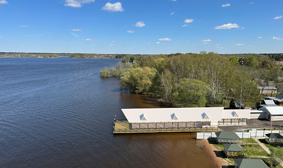 Фото №1 зала Веранда на пирсе