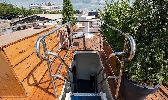 Фото №18 зала Открытая верхняя палуба 