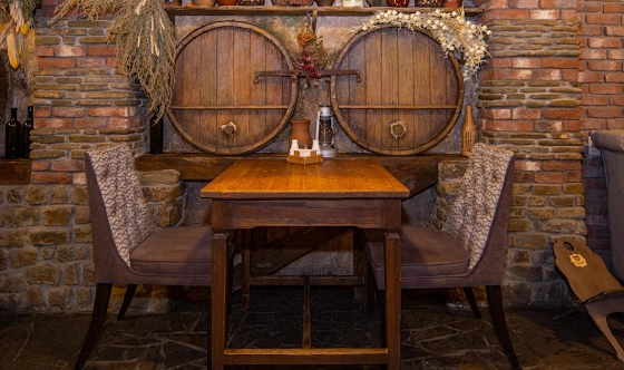 Фото №8 зала Винный погреб