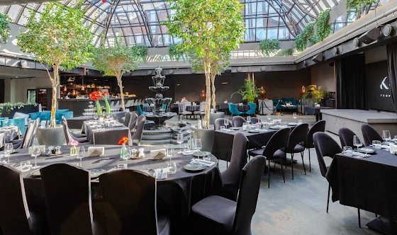 Фото №2 зала Зал ресторана 