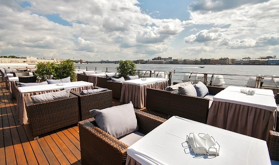 Фото №9 зала Открытая верхняя палуба 