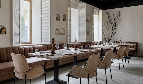 Фото №3 зала Левое крыло (1 этаж)