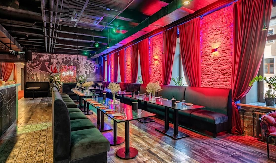 Фото №3 зала Темный зал