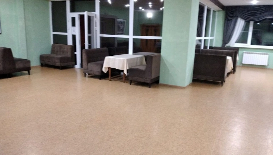 Фото №2 зала Семейное кафе