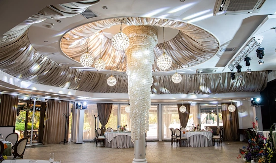 Фото №4 зала Ресторан «Жардин»