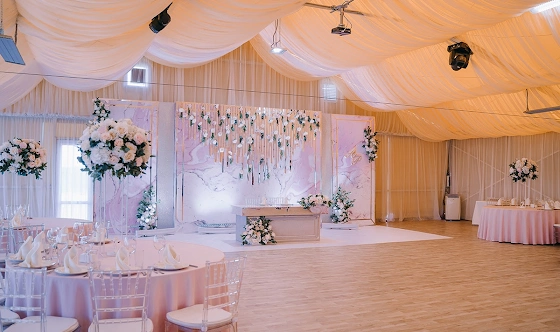 Фото №14 зала Большой банкетный шатер