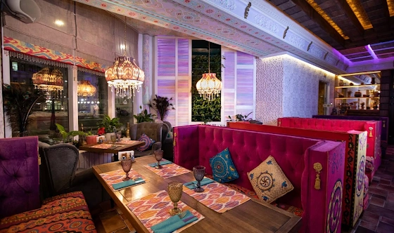 Фото №4 зала Цветной зал