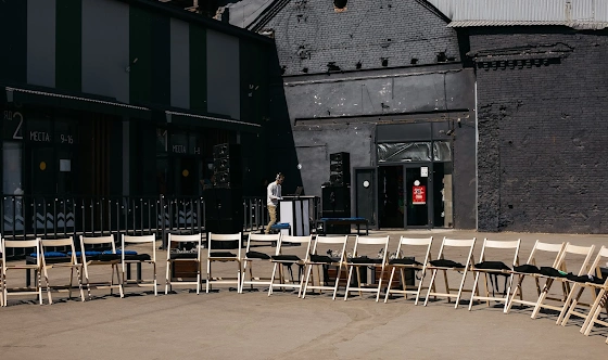 Фото №1 зала Уличная площадка 