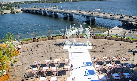 Фото №8 зала Веранда на крыше