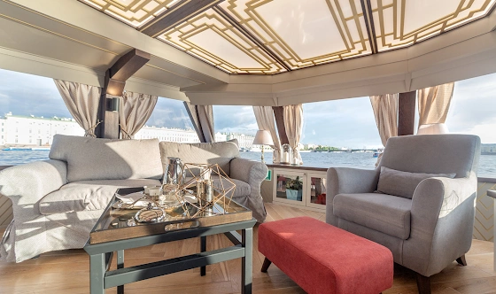 Фото №16 зала Палуба