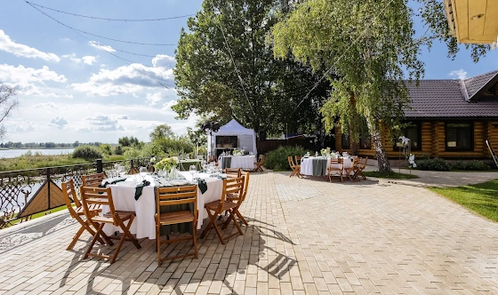 Фото №10 зала Локация "Дом + Пирс" 