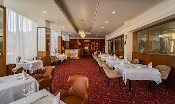 Фото №13 зала Ресторация