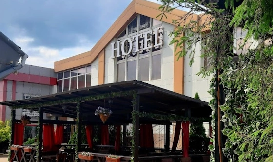 Фото №3 зала Центральная беседка